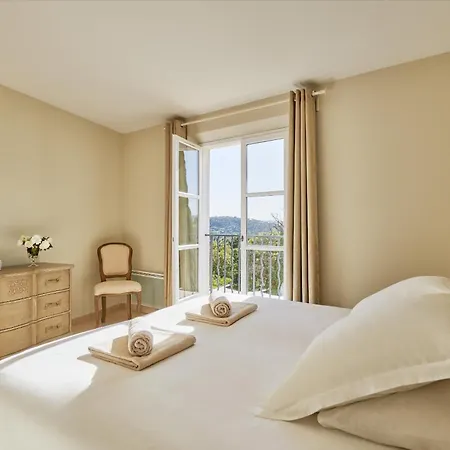 בית נופש Golf Residences