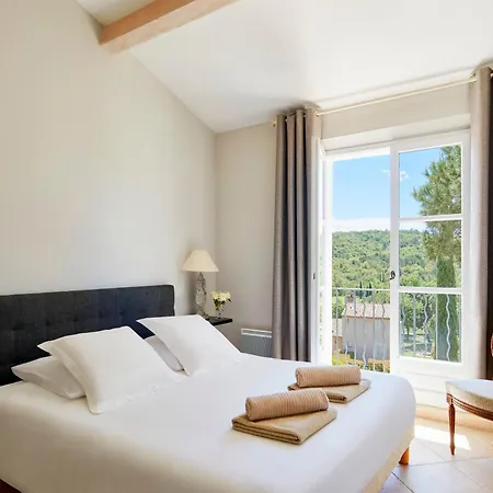 Golf Residences