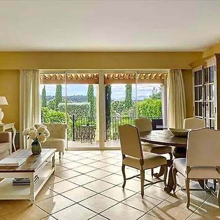 Golf Residences *