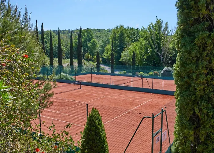 Golf Residences *